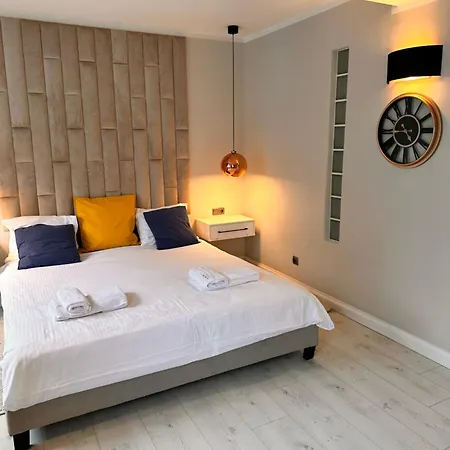 Hudson Nocleg ze śniadaniem