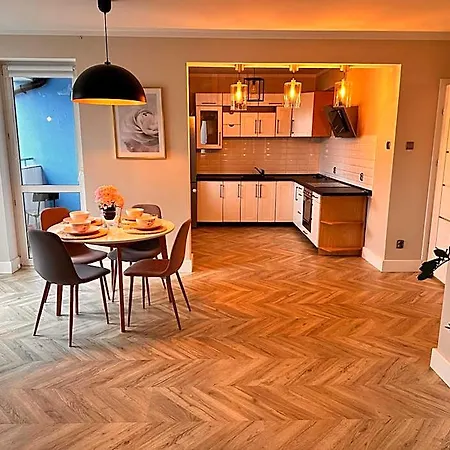 Hudson Bed & Breakfast 4*