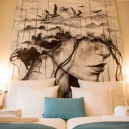 Hudson Nocleg ze śniadaniem