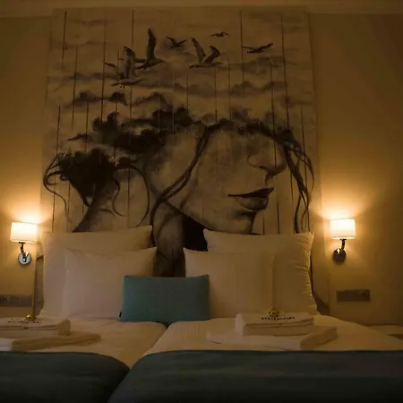Hudson Bed & Breakfast 4*